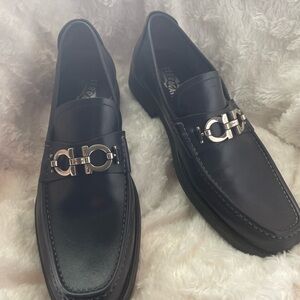 Gorgeous blue Ferragamo men’s shoes, size 11
